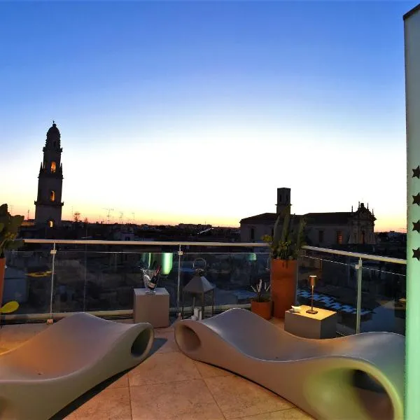 聖基婭拉套房酒店，萊切的飯店