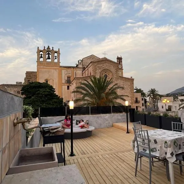 Civico 13 Holiday Apartment, хотел в Кустоначи