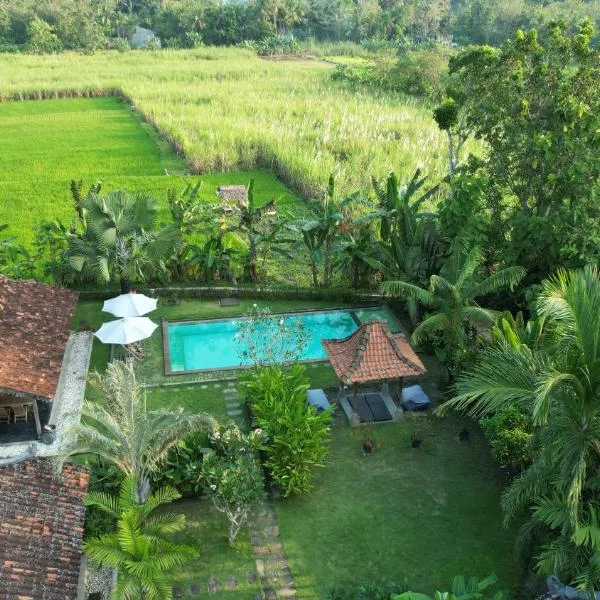 Blue Garden Yogyakarta, hotel di Yogyakarta