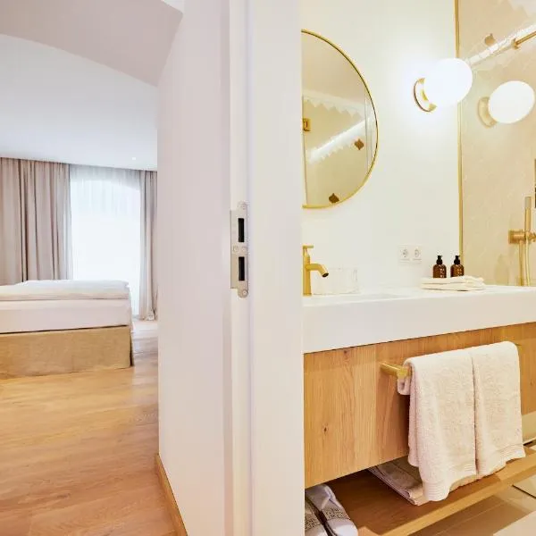Boutiquehotel Zum Goldenen Hirschen, hotel Gmundenben