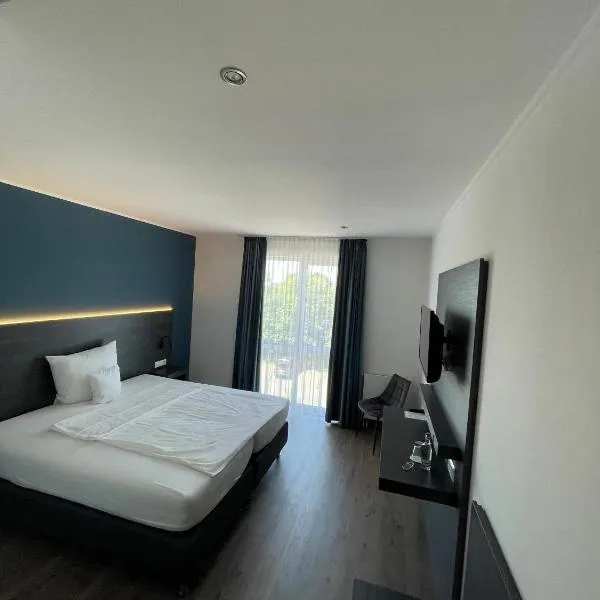 AiREA Hotel, hotel v destinaci Büren