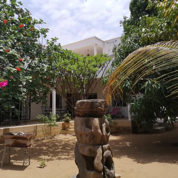 Keur Baboune, hotel di Mbour