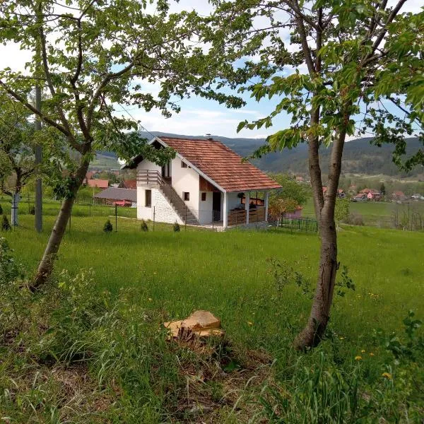 Kuća za odmor Jutro, מלון בKremna