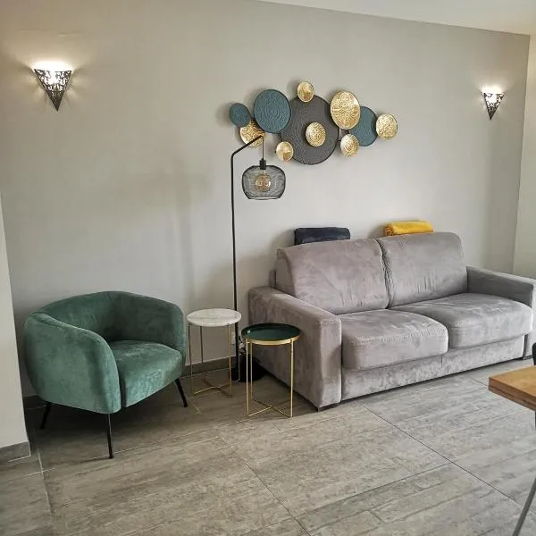 Appartement contemporain le Vendome à 90m de la plage, hotel v destinácii Le Grau-du-Roi