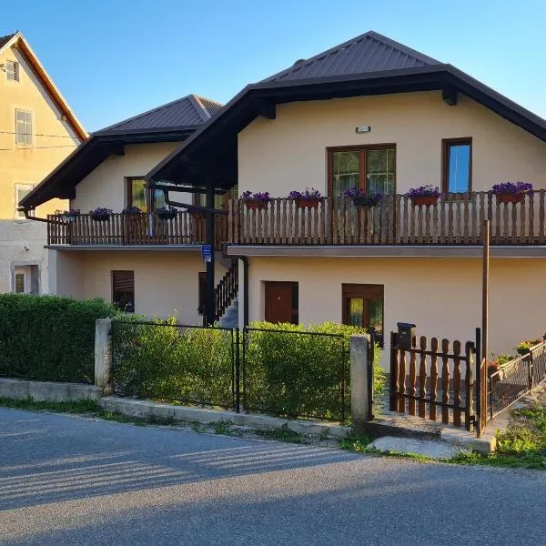 Apartman Nika, hotel v destinaci Otočac