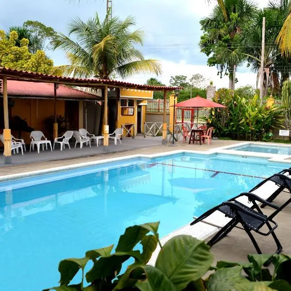 Cabañas Yakuruna, hotel in Leticia