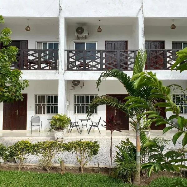 Queen Zee Garden Apartments, hotel v destinaci Kololi