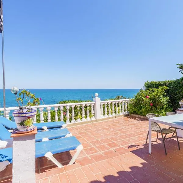 12 House in front of the sea, hotel v destinaci Fuengirola