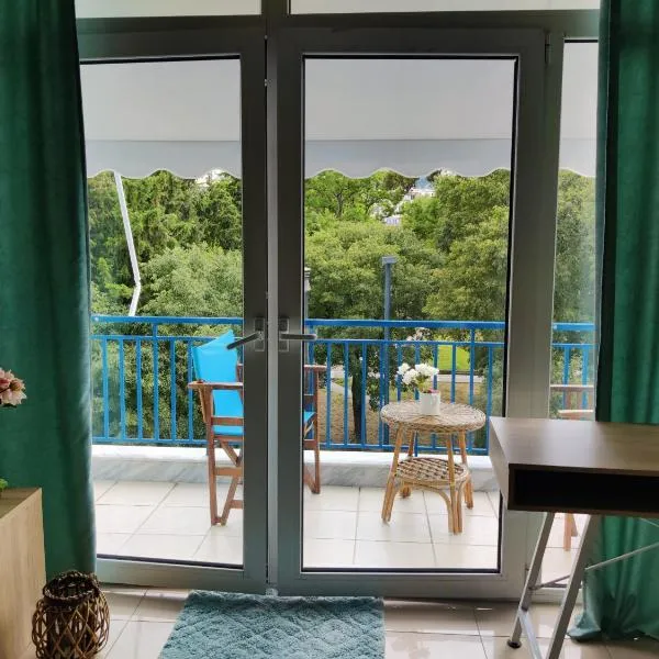 Hospitable appartment in the central park, Xanthi, hotel v destinaci Xanthi