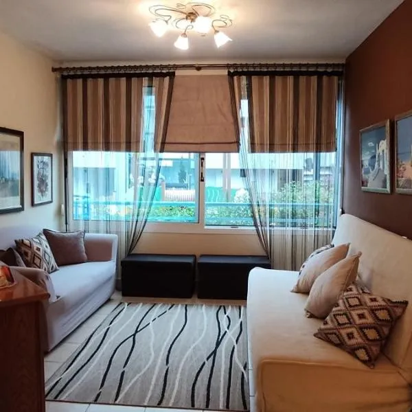 Sofia's Apartment 70m from the Sea in Toroni. – hotel w mieście Torone