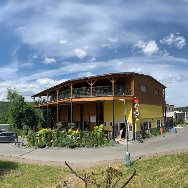 Vyhlídka Slapy Nová Živohošť, hotel in Slapy