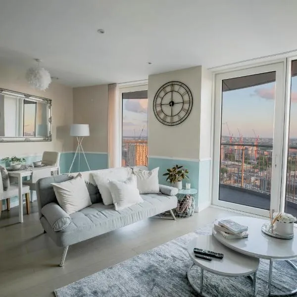 Stunning Apartment with London City Skyline view & Great Transport Links, hotel em Barking