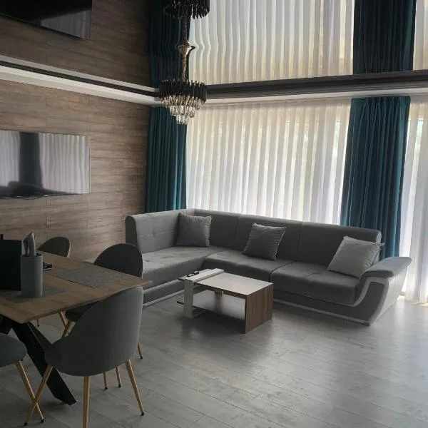 Apartament Maya Lumina, hótel í Medgidia