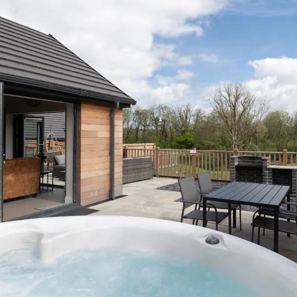 Cedar Cottage, hotel in Tenby