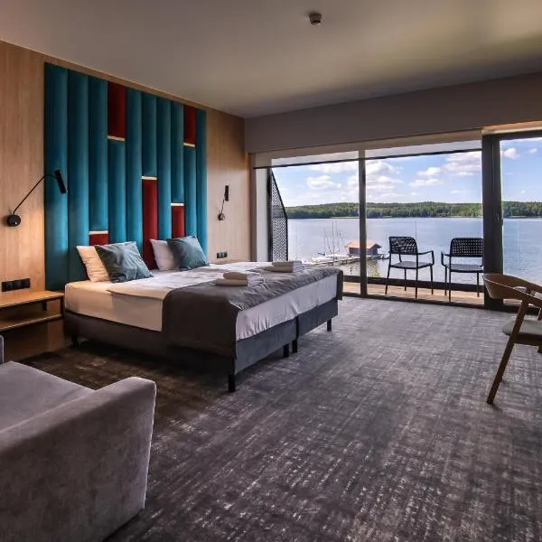 OTTON-Charzykowy Bed&Restaurant, hotel in Chojnice