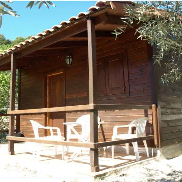 El Trestellador, hotel v destinaci Benimantell
