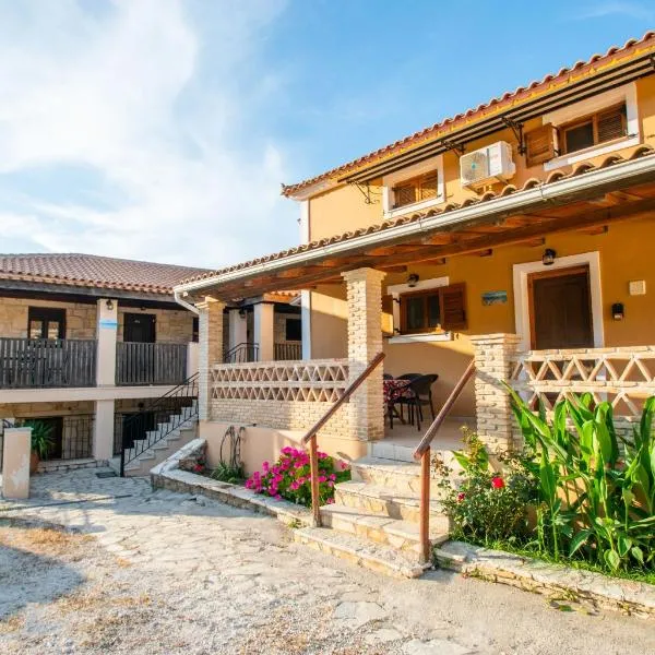 Aeolos Zante Villas with Heated Pool, hotelli Vasilikosissa