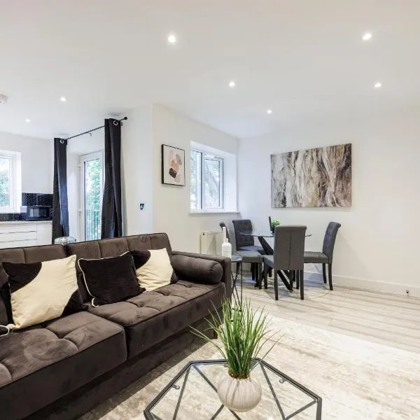 Modern apartment -Perfect for Contractors & Families By Luxiety Stays Serviced Accommodation Southend on Sea, hotel sa Canvey Island