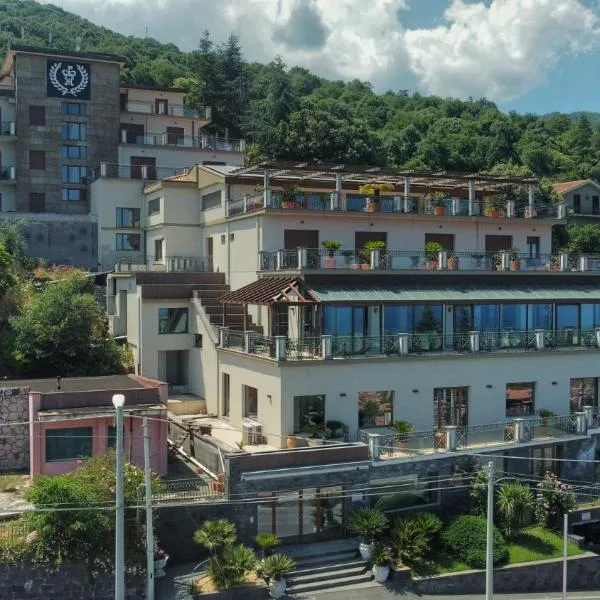 자페라나 에트네아에 위치한 호텔 Hotel Primavera Dell'Etna