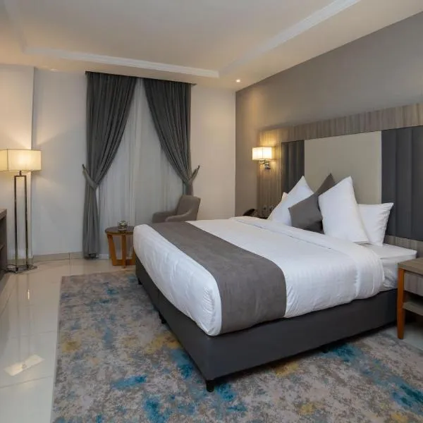 Romera Hotel, hotel u gradu Al Jāmi‘ah