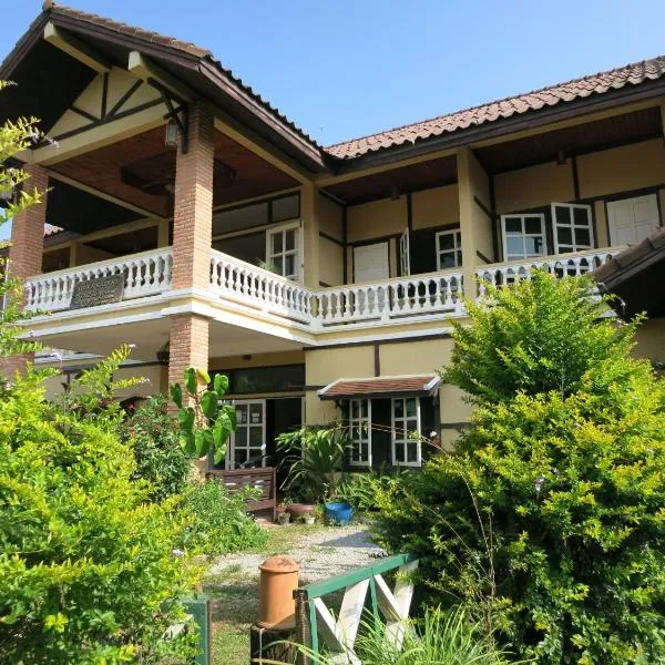 The Hillside Residence, hotel in Ban Ngôy