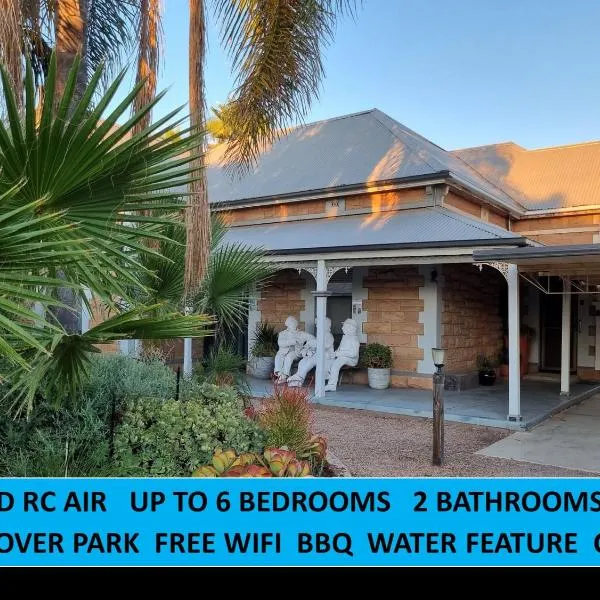 The Atrium - A Stylish Home with up to 6 Bedrooms, hotel sa Port Pirie