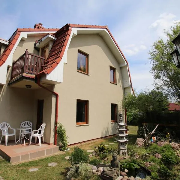 Apartment Orange – hotel w Rewalu