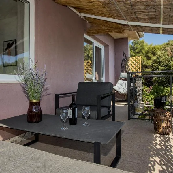 "Andrija" apartmen's, hotel in Banjole