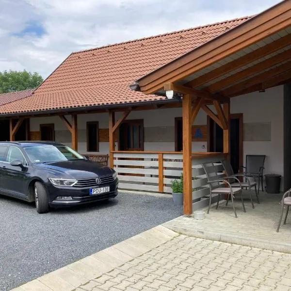 Toronyi Vendégház, Hotel in Torony