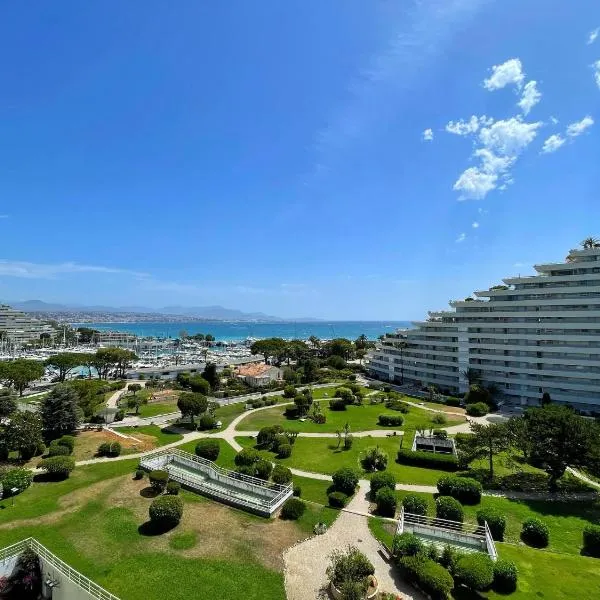 #902 MARINA RIVIERA BAY - Marina Baie des Anges, hotel em Villeneuve-Loubet