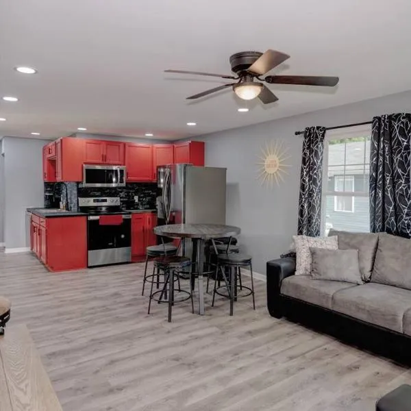 Downtown summer house, hotel a Jeffersonville