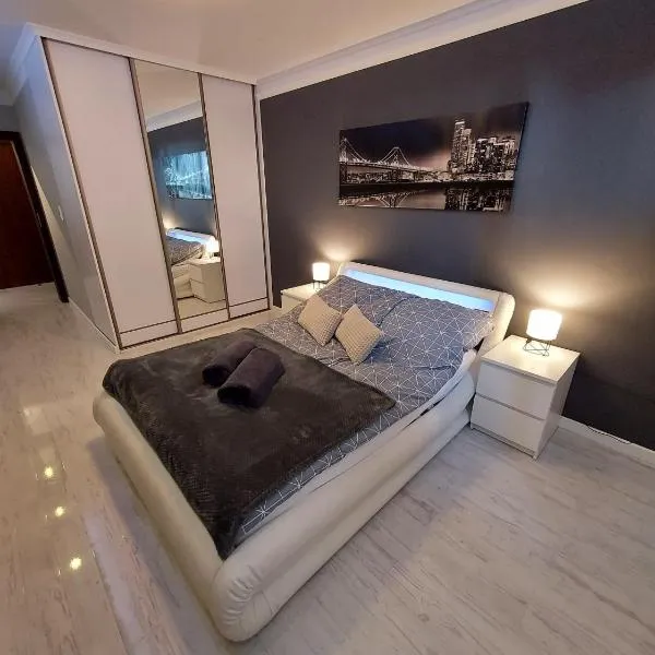 Apartament Wenedów, khách sạn ở Koszalin