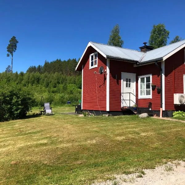 Trevlig stuga nära Hovfjället、トーシュビューのホテル