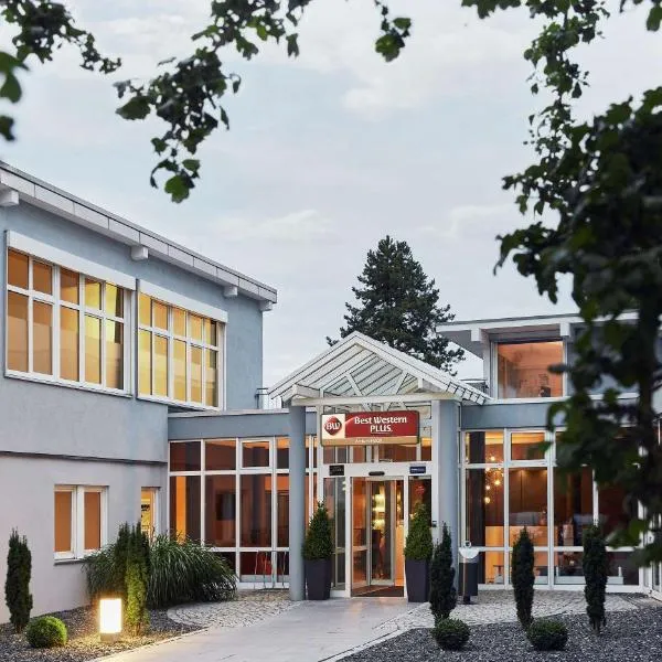 Best Western Plus Atrium Hotel – hotel w mieście Bernstadt