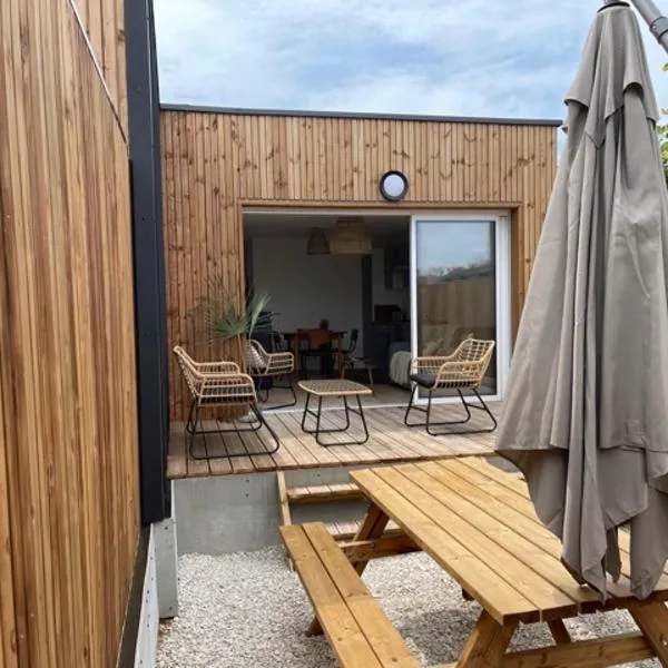 Maison de Vacances 2 personnes, ossature bois, à Saint Gilles Croix De Vie 85, hotel in Saint-Gilles-Croix-de-Vie