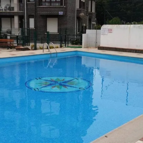piso en la playa, hôtel à Noja