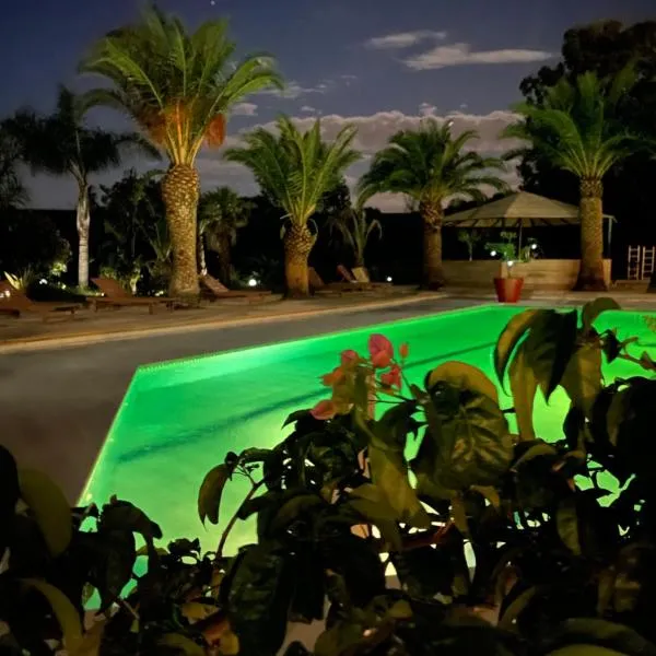 Tropic Hôtel, hotel in Rivesaltes