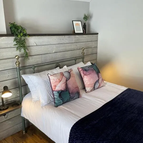 Stunning 1 bedroom Flat in The Mumbles, Hotel in Mumbles