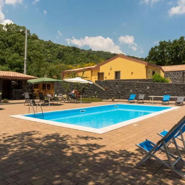 Viola Nel Parco, hotel v destinaci SantʼAlfio