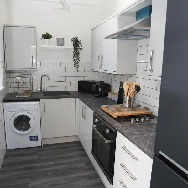 Cheerful 4-bedroom home in Sheffield, hotel in Walkley