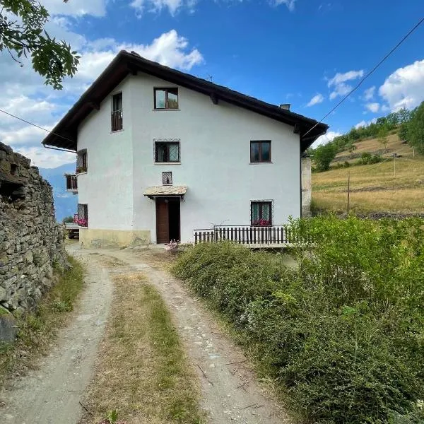 Casa vista Montebianco – hotel w mieście Ozein