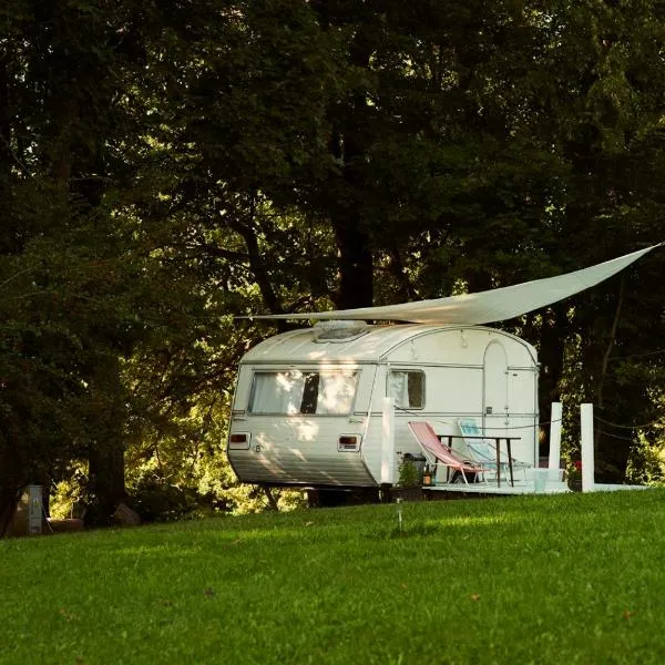 Pilwa 17 - Glamping na Mazurach, hotel v destinaci Úhořevo