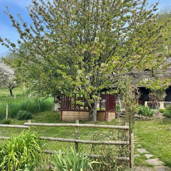 petite chaumière、Tourville-sur-Pont-Audemerのホテル