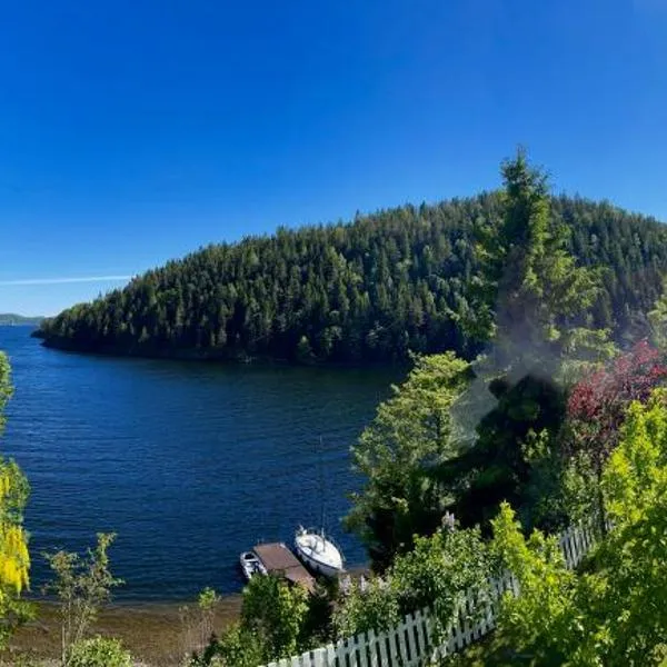 Herøya Porsgrunn Apartment, хотел в Hennseid