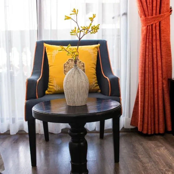 Hanoi Center Silk Boutique Hotel & Travel、ハノイのホテル