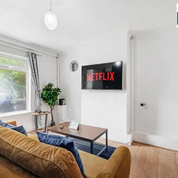 Ezy Property Solution Short Lets & Serviced Accommodation Norbury, khách sạn ở London