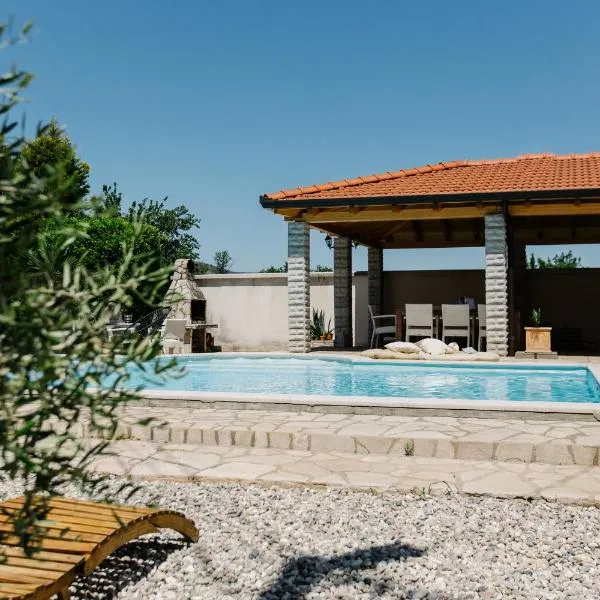 The Queen of Nature, hotel in Mostar