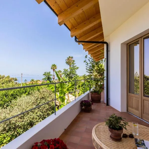 HibiscusUno Tropea Residence, hotel v destinaci Tropea