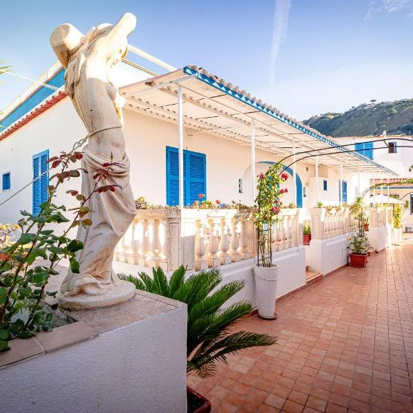Hotel Casa Adolfo Ischia, hotel v destinácii Ischia