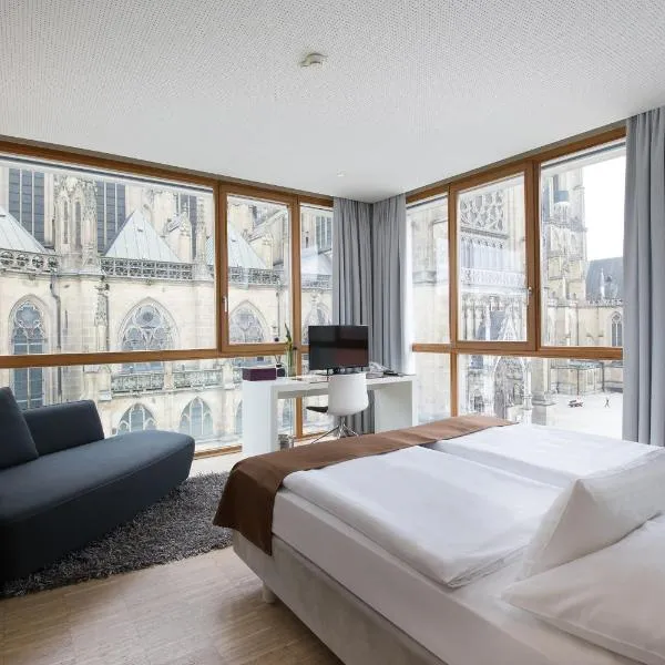 Hotel Am Domplatz - Adult Only, hotel v Linci